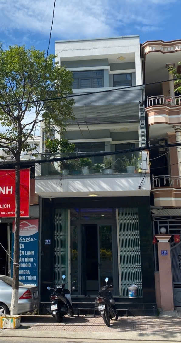 Stunning 3-Story House For Rent In North Nha Trang – Fully Furnished With Garden